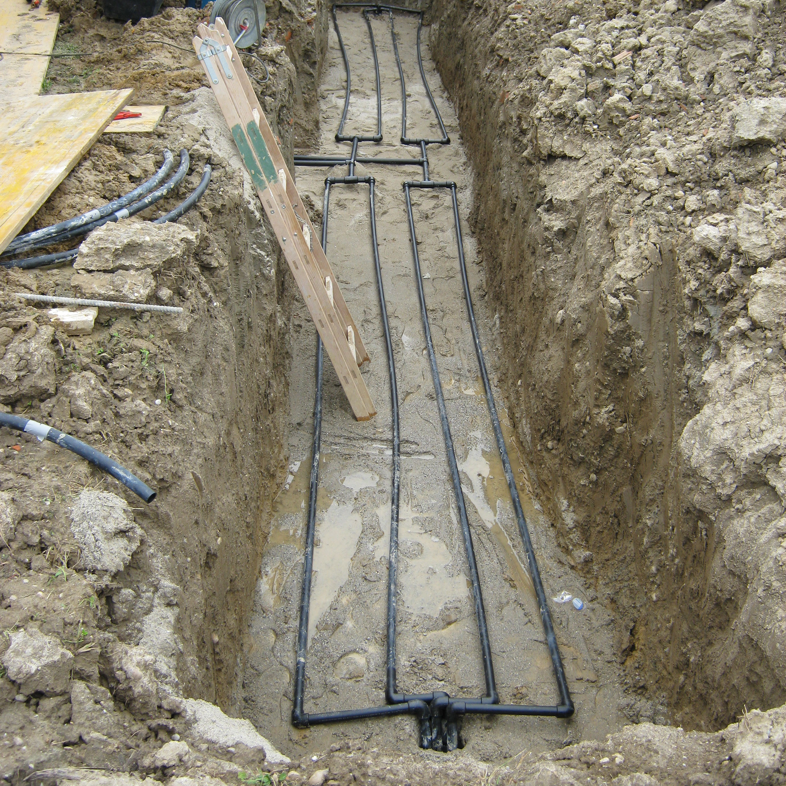 /files/dateien/bilder/referenzen/elektro_feichnter-tiefenbohrung.jpg